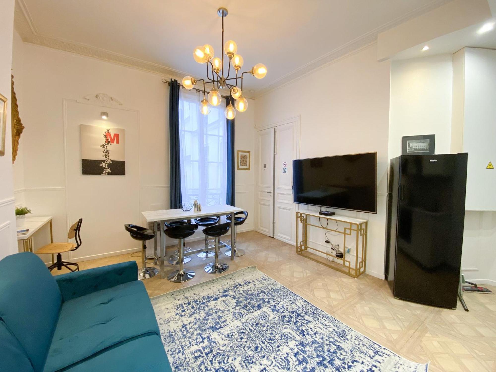 72 - Mermoz Mickey Mouse Paris Dış mekan fotoğraf